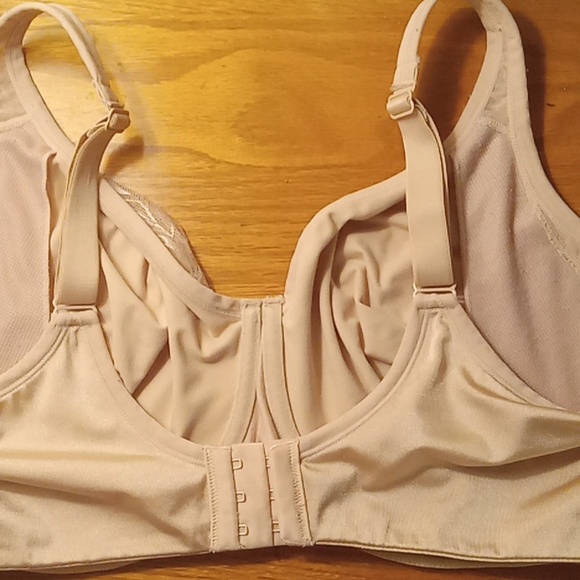 Breezies Bra 40DD - Picture 5 of 6